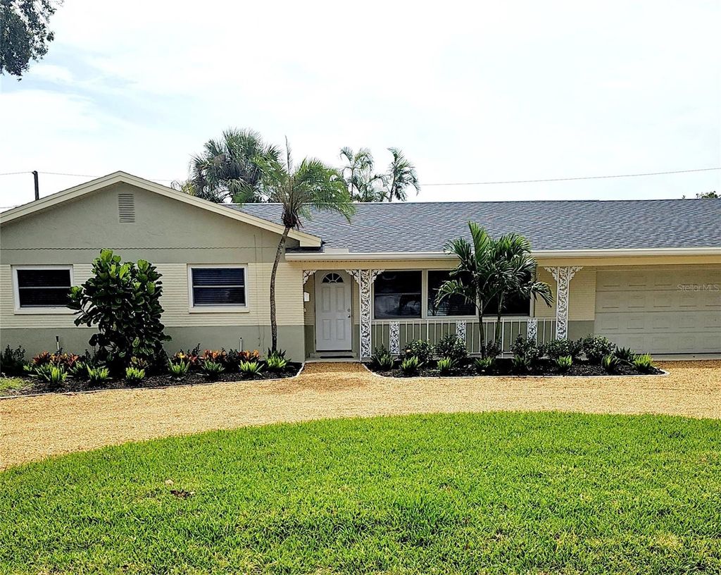 Photo of 238 Freeport Avenue NE, St Petersburg, FL 33702 (MLS # TB8441858)