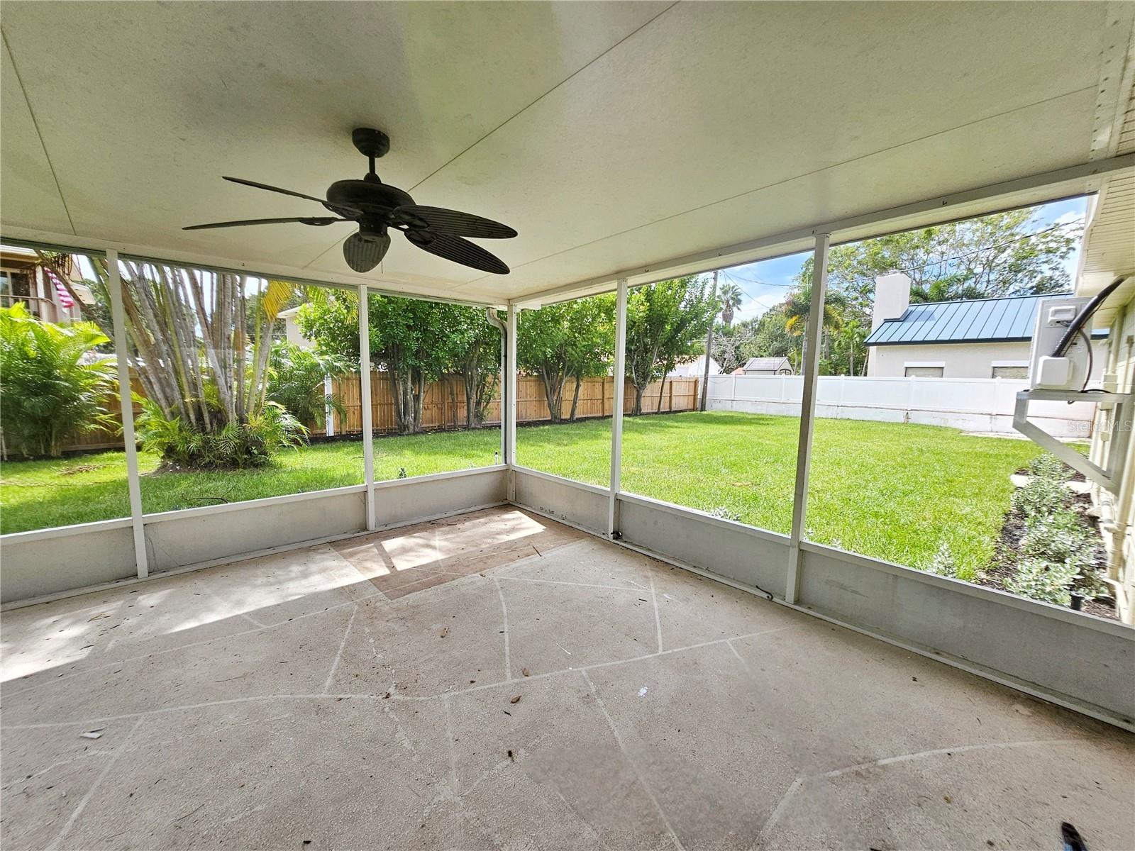 RIO VISTA SEC 5 - Residential Lease