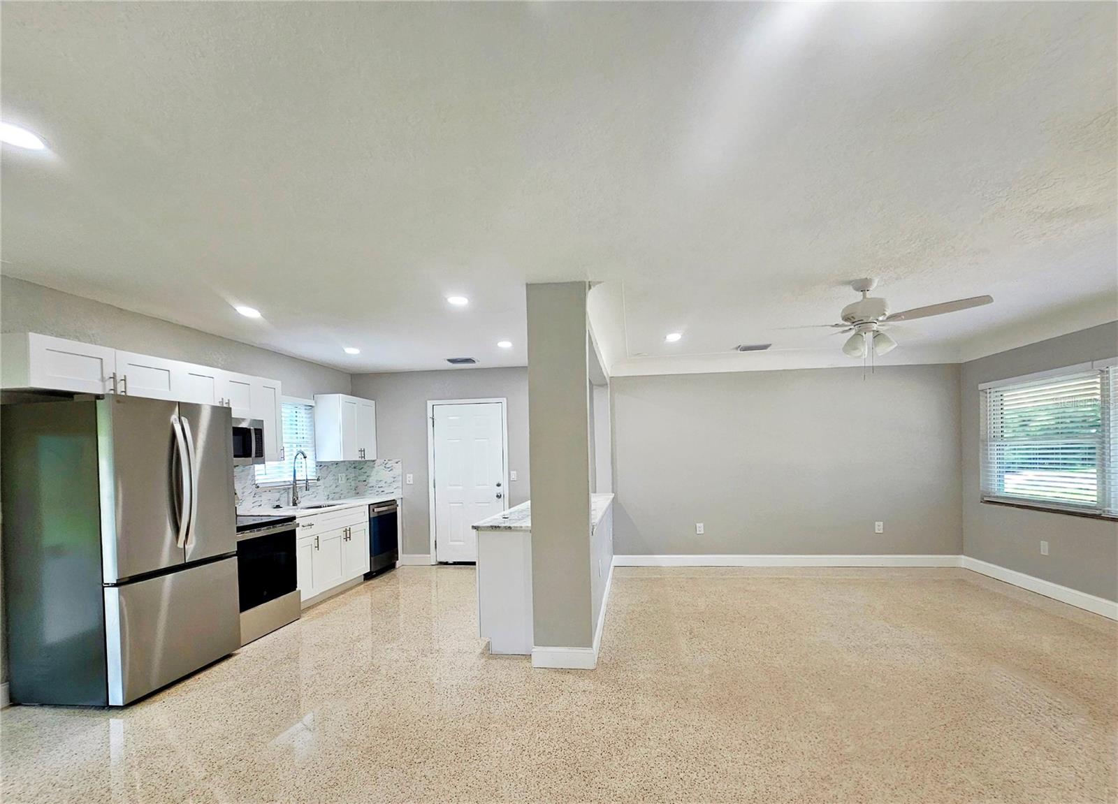 RIO VISTA SEC 5 - Residential Lease