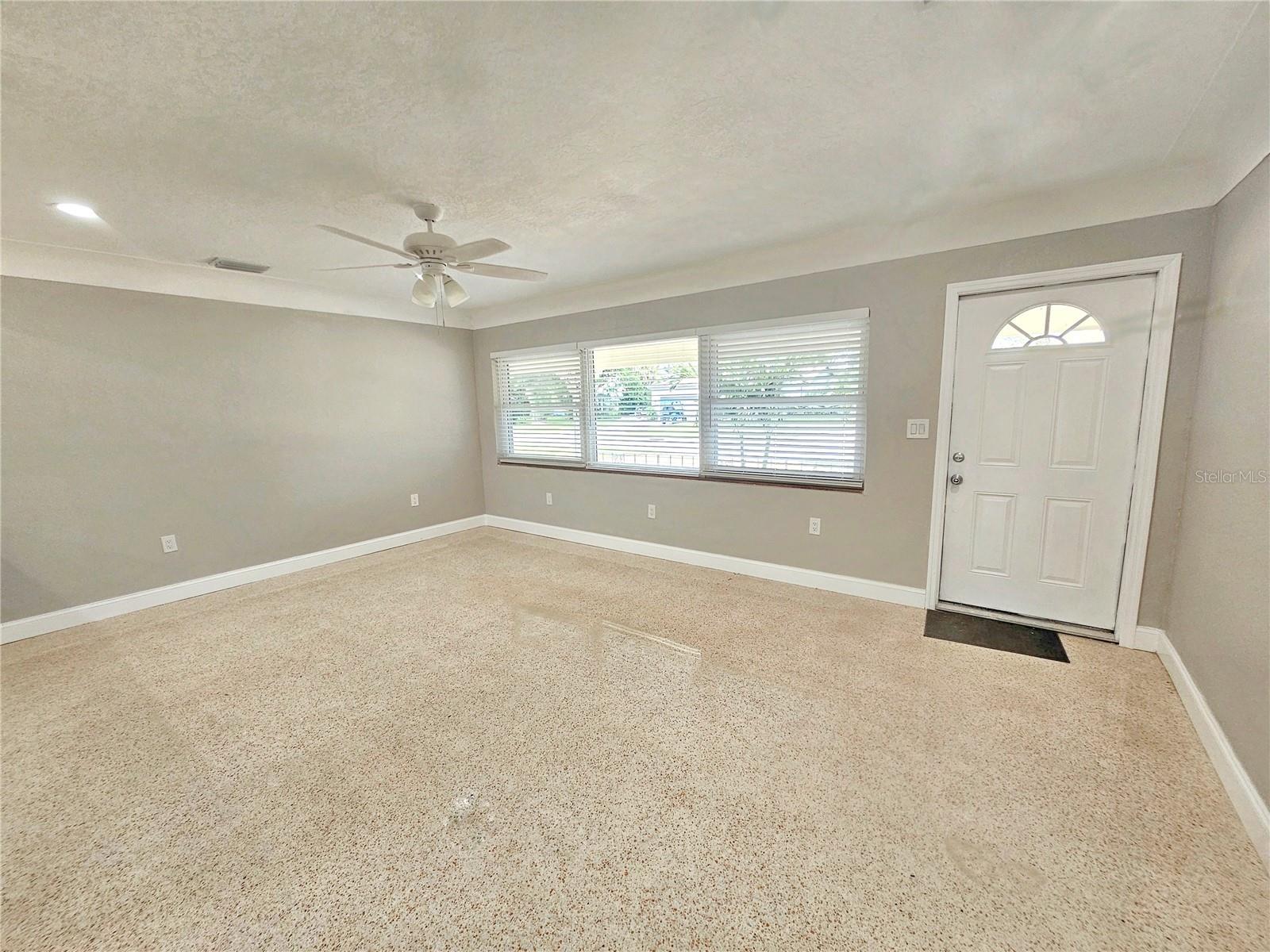 RIO VISTA SEC 5 - Residential Lease