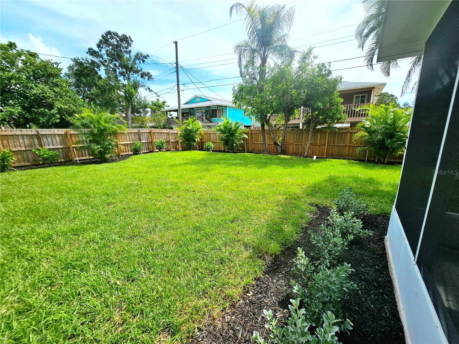 RIO VISTA SEC 5 - Residential Lease