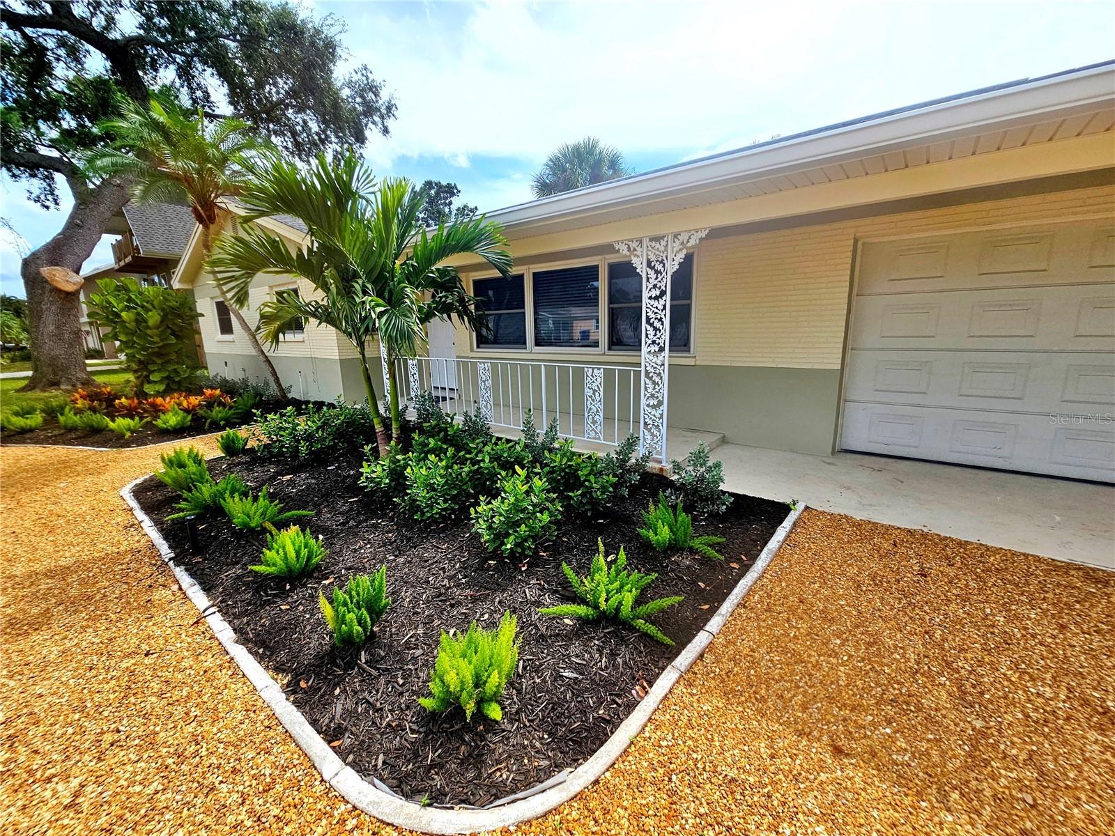 RIO VISTA SEC 5 - Residential Lease