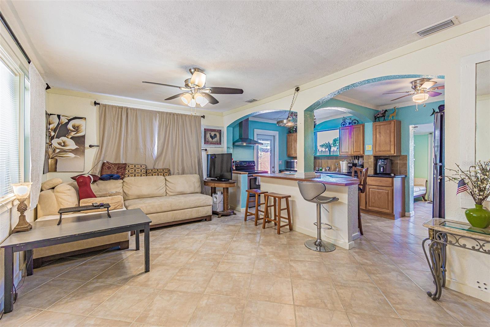 REVISED PLAT NAVAJO PARK - Residential