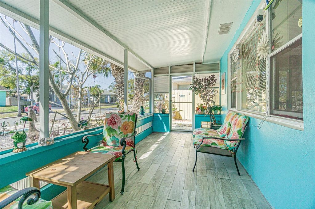 Photo of 1024 Apache Trail, Clearwater, FL 33755 (MLS # TB8486499)