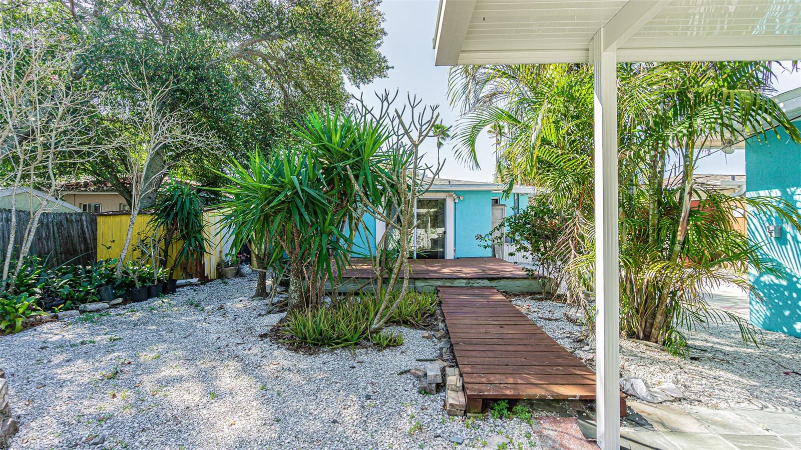 REVISED PLAT NAVAJO PARK - Residential