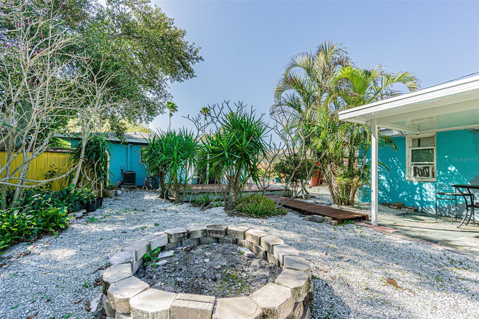 REVISED PLAT NAVAJO PARK - Residential