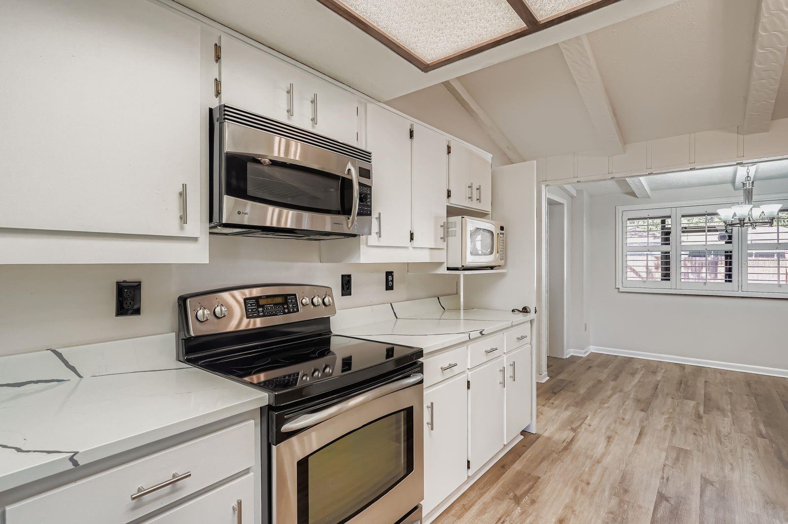 HUNTERS COVE UNIT 2 - Residential