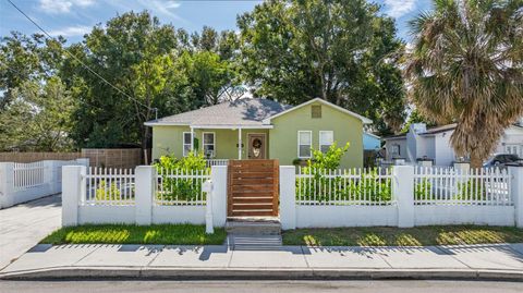 2116 W SAINT LOUIS STREET W TAMPA FL 33607