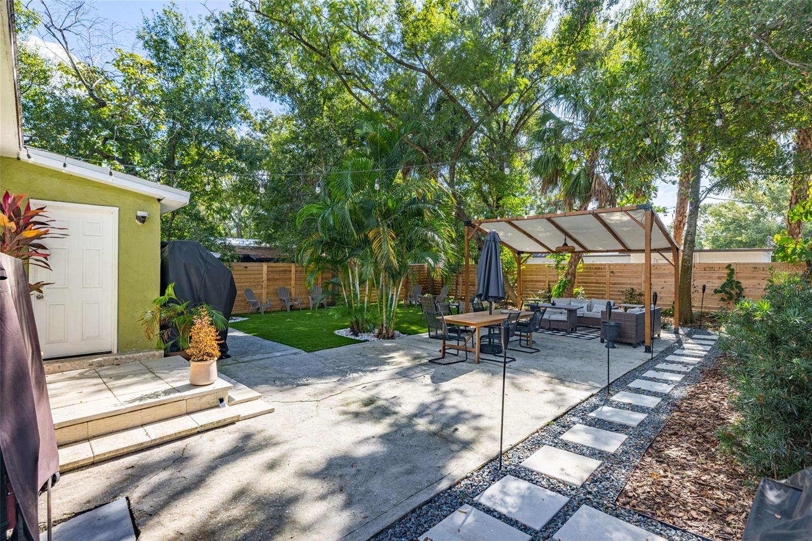 BOUTON & SKINNERS ADD - Residential