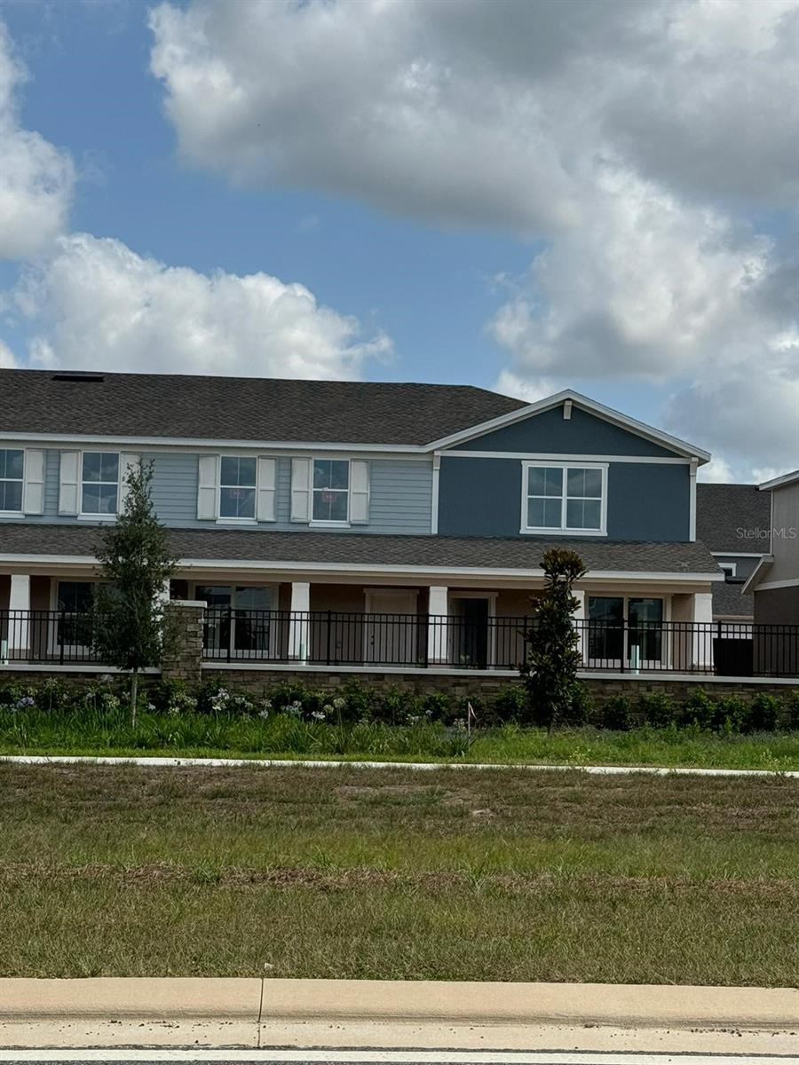 Welcome to this LIKE NEW 2-story TOWN HOME in the heart of Winter Garden! This stunning property offers an open layout family room, dining room and kitchen. Ceramic tiles throughout the first floor with modern kitchen, lots of counter space and cabinets with pantry and stainless steel appliances and abundant natural light. Upstairs are all three bedrooms, including the owner's suite with an en-suite bathroom with linen closet and walk-in closet and a loft space. Offers Cozy living room perfect for family gatherings in a family-friendly neighborhood with convenient access to local amenities, including a pool, playground, and walking trails. It is located close to top-rated schools, shopping centers, and dining options. Minutes from Disney and Flemingo's crossing and Easy access to major highways. AVAILABLE from September 23rd. Move-In Specials! Call and schedule your private showing today!