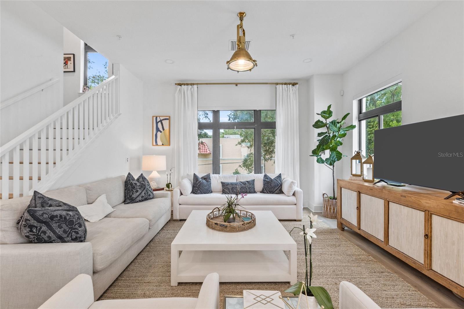 266 PARK LAKE STREET 14