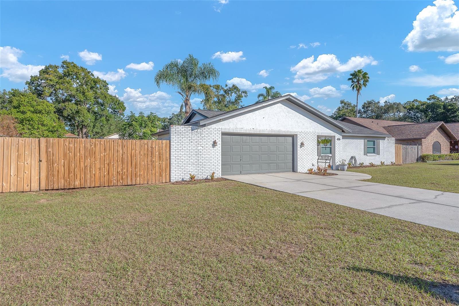 PARKWOOD MANOR 1ST ADDITION - Residential