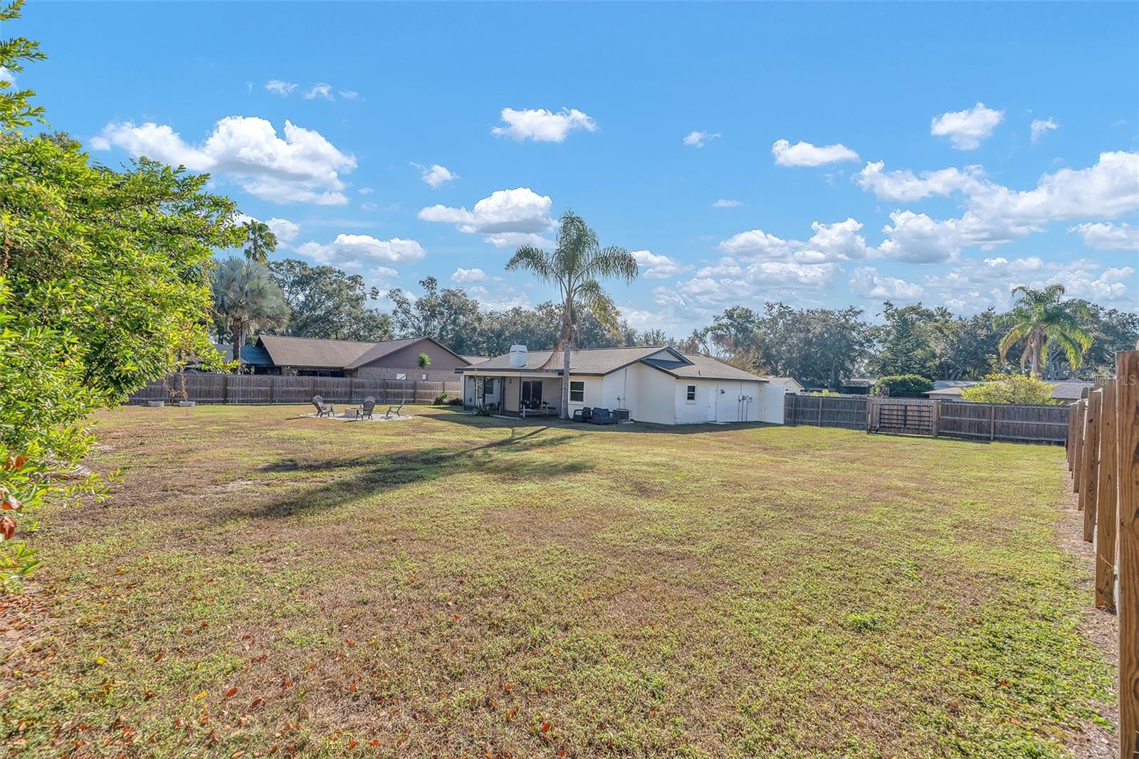 PARKWOOD MANOR 1ST ADDITION - Residential