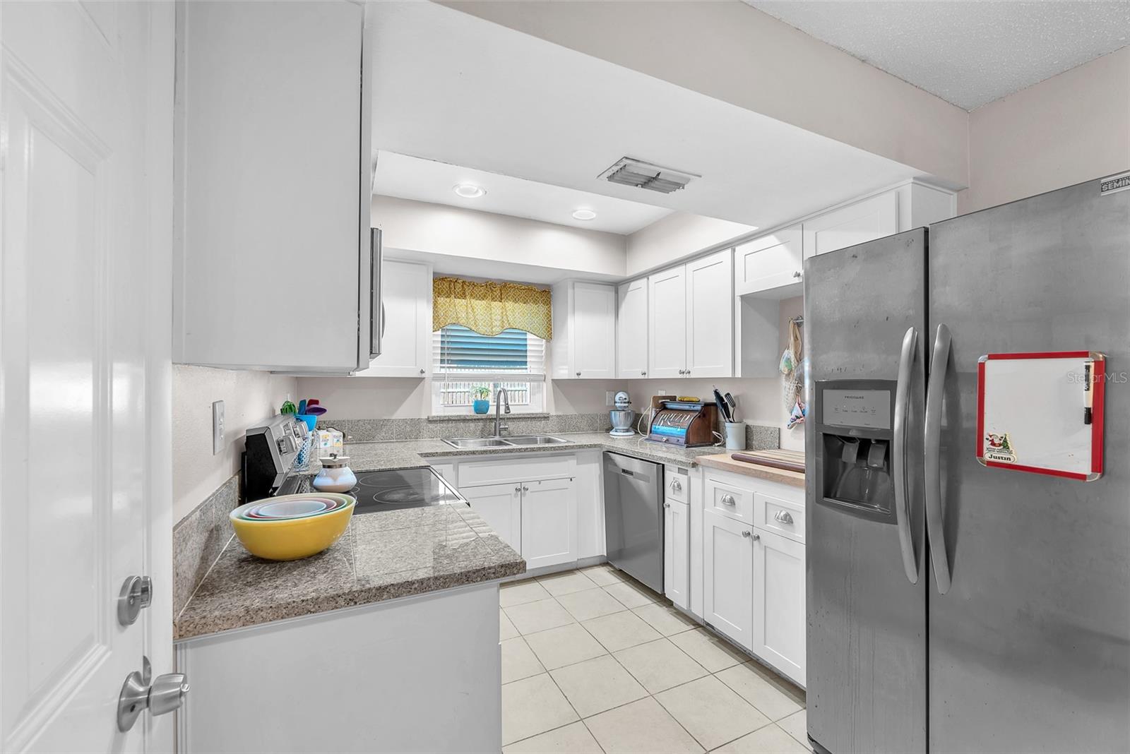 PARKWOOD MANOR 1ST ADDITION - Residential