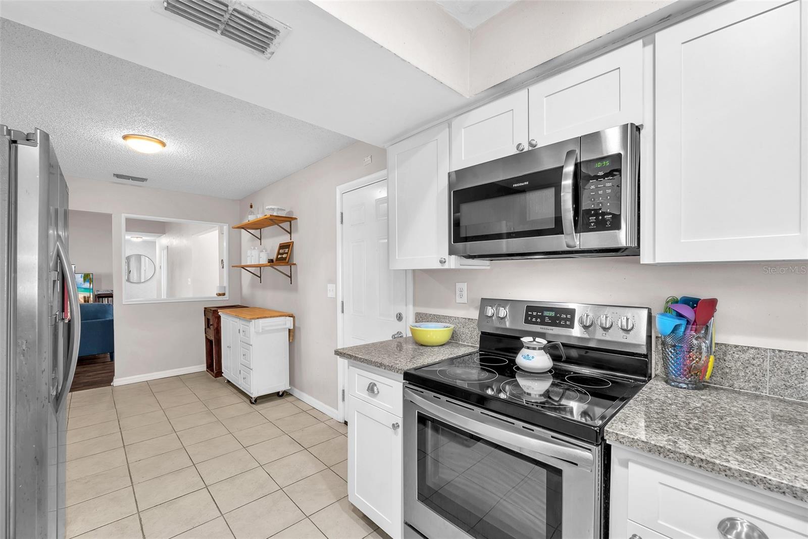 PARKWOOD MANOR 1ST ADDITION - Residential