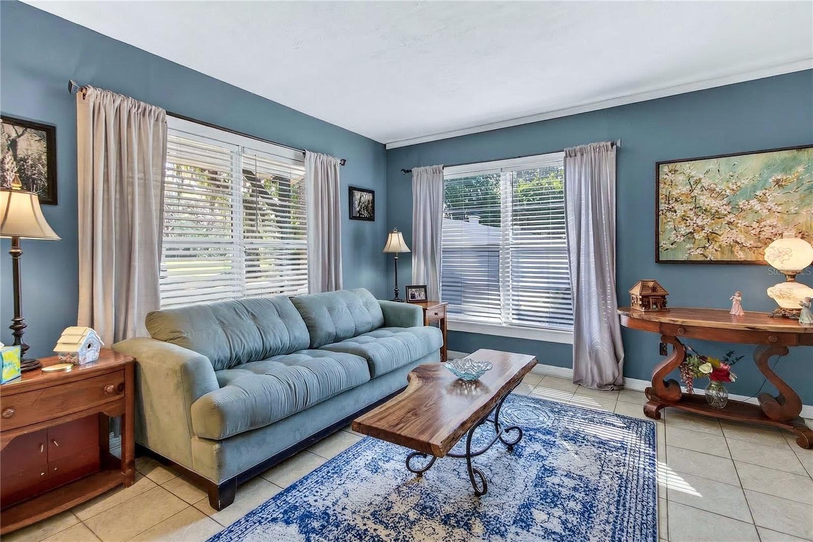 STONE ISLAND ESTATES - Residential