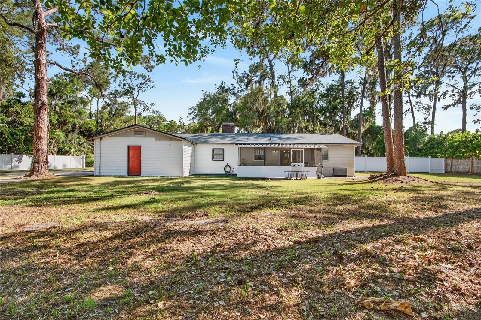 STONE ISLAND ESTATES - Residential