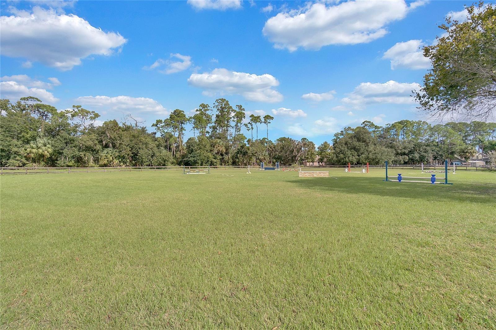 STONE ISLAND ESTATES - Residential