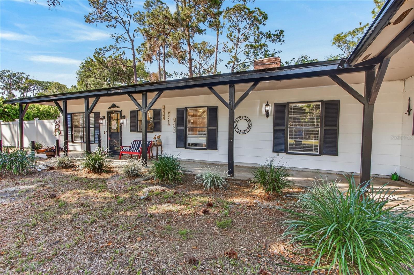 STONE ISLAND ESTATES - Residential