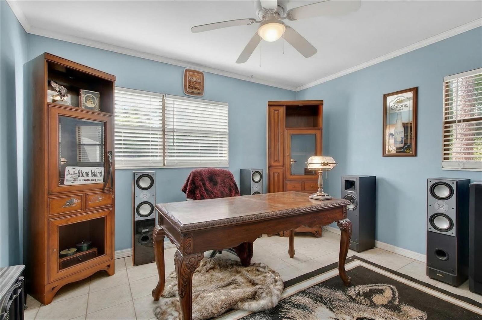 STONE ISLAND ESTATES - Residential