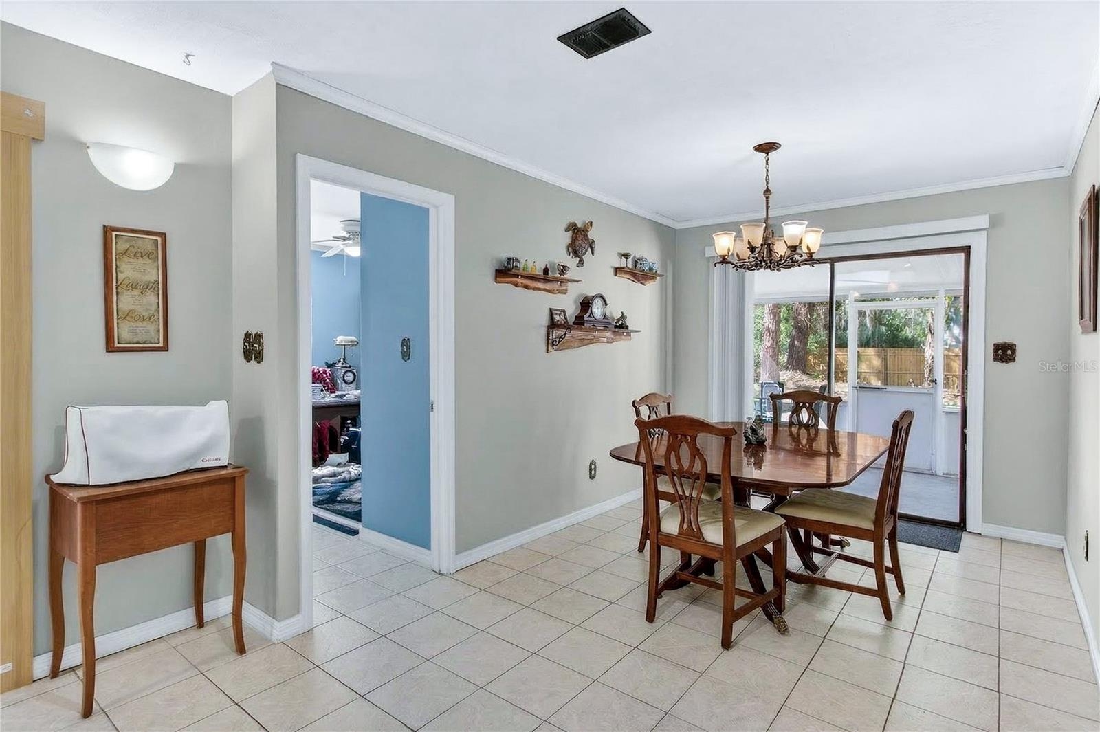 STONE ISLAND ESTATES - Residential