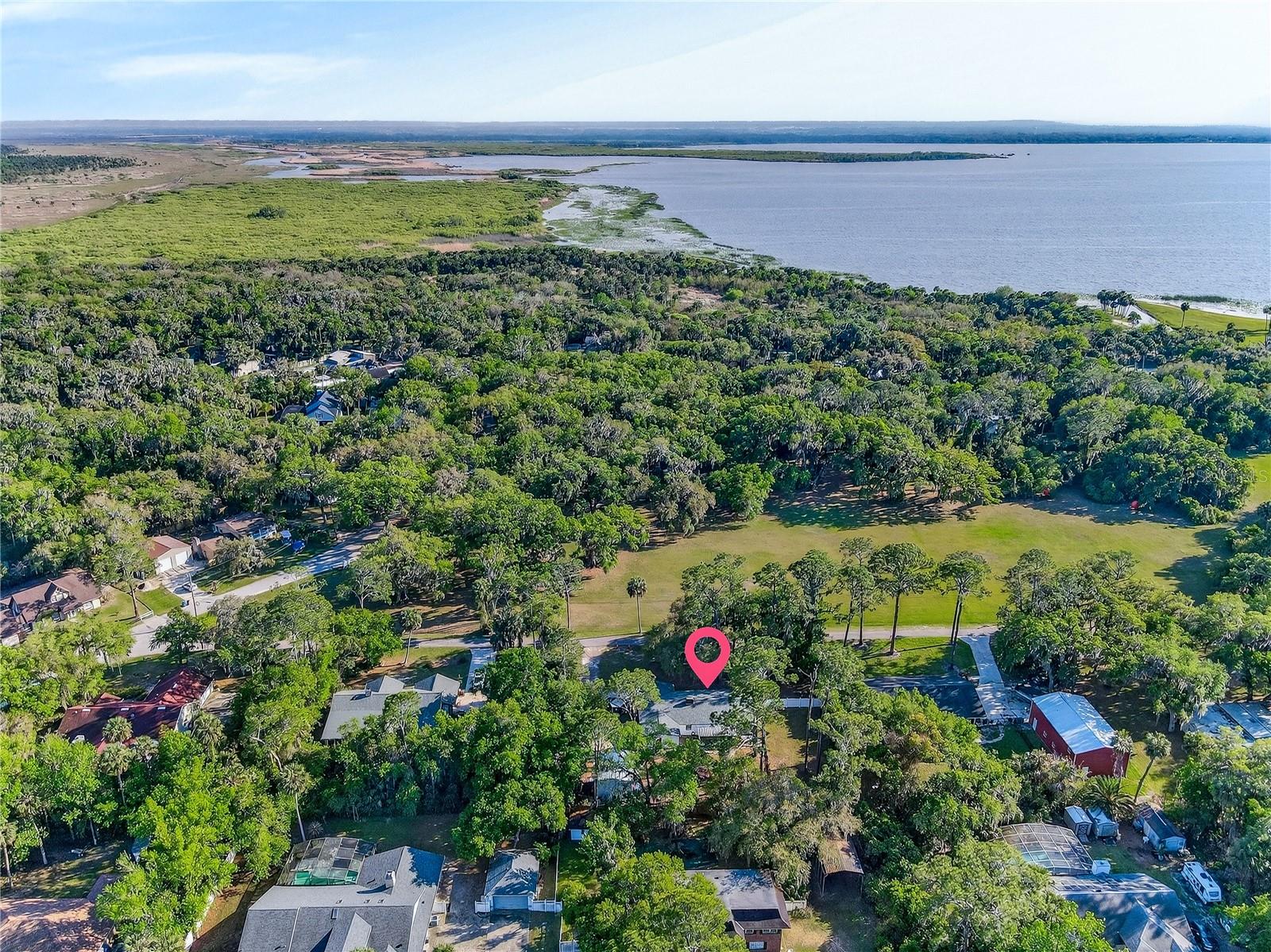 STONE ISLAND ESTATES - Residential