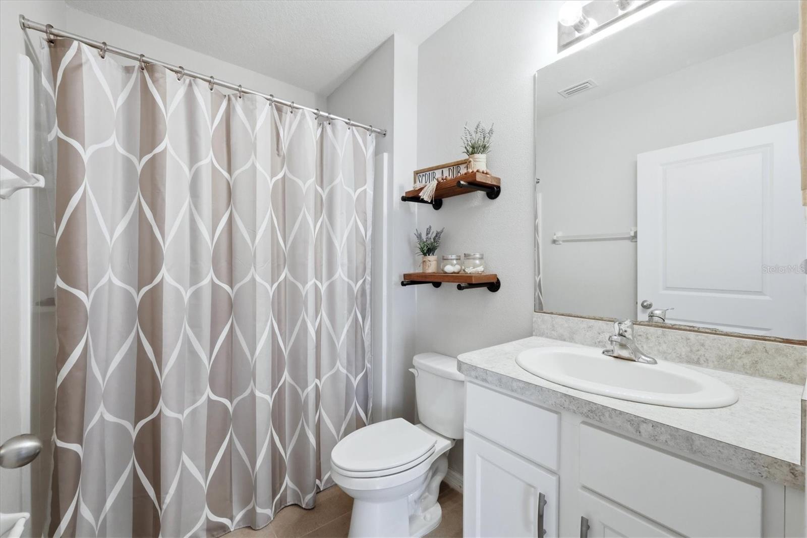 ASHTON MEADOWS - Residential