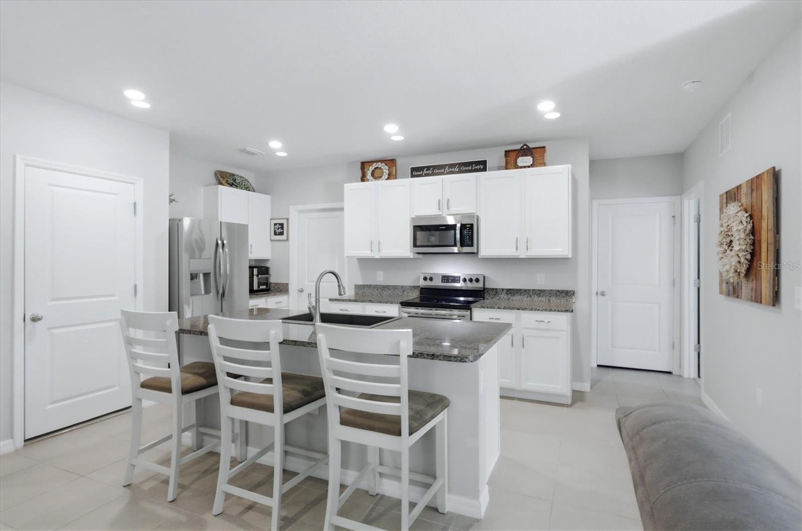 ASHTON MEADOWS - Residential