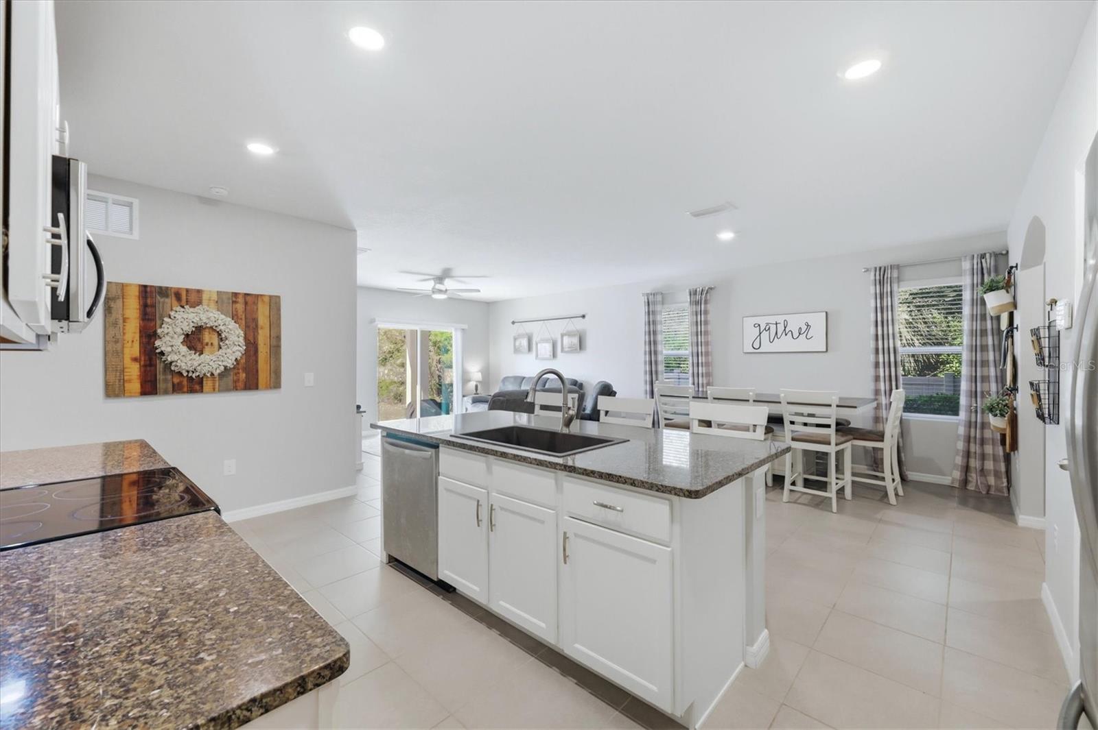 ASHTON MEADOWS - Residential