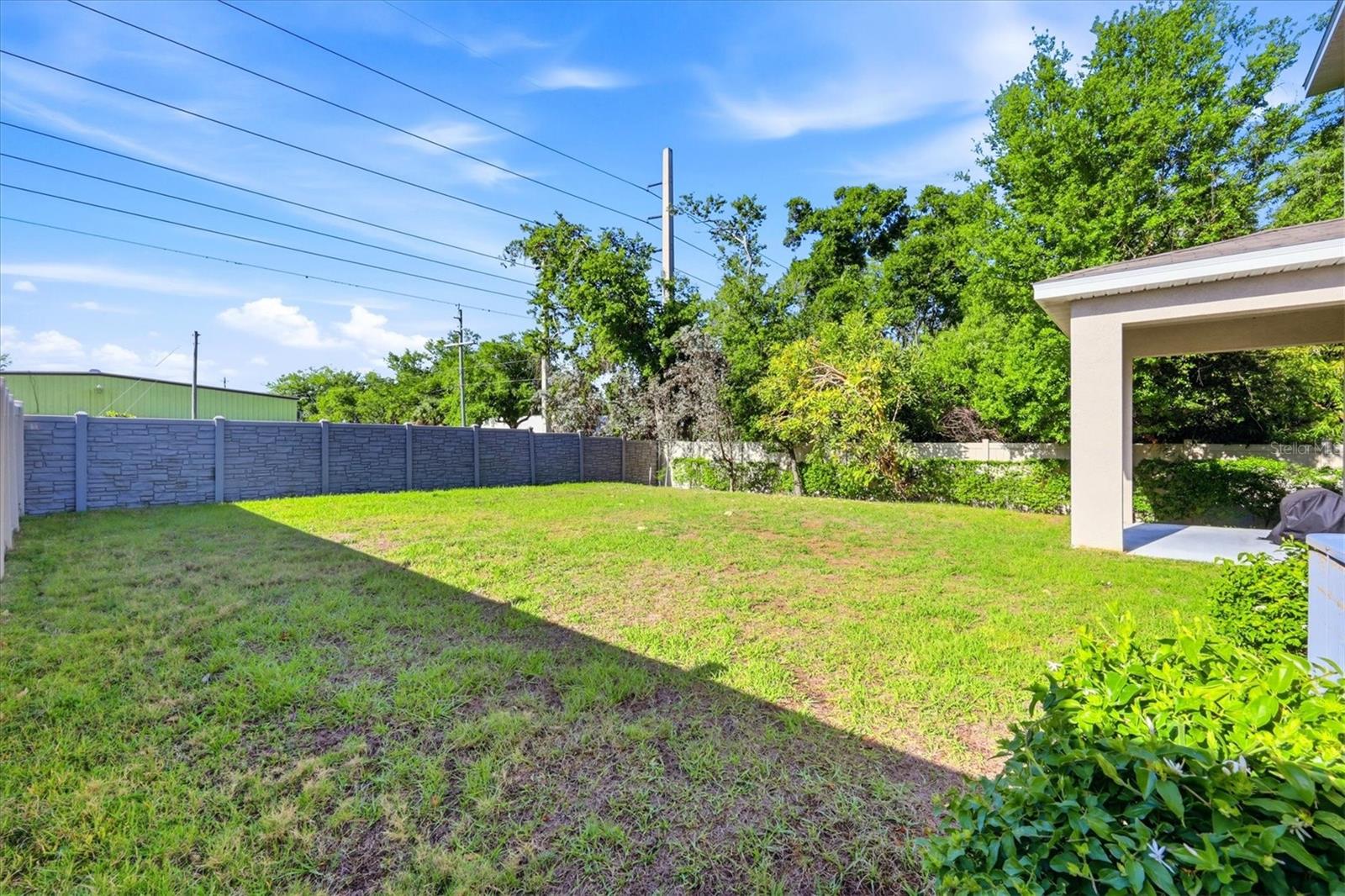 ASHTON MEADOWS - Residential