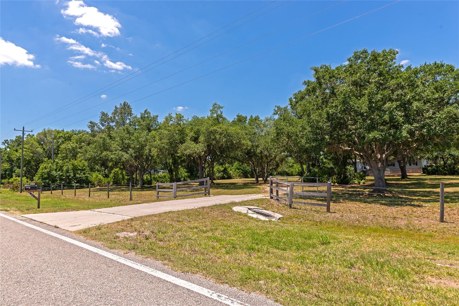 ACREAGE - Residential