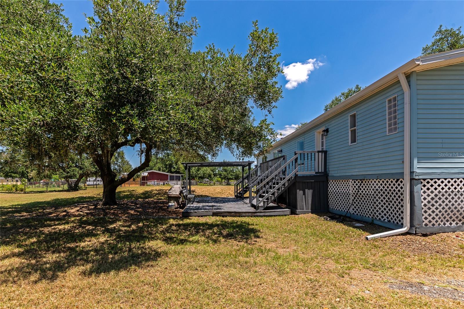 ACREAGE - Residential
