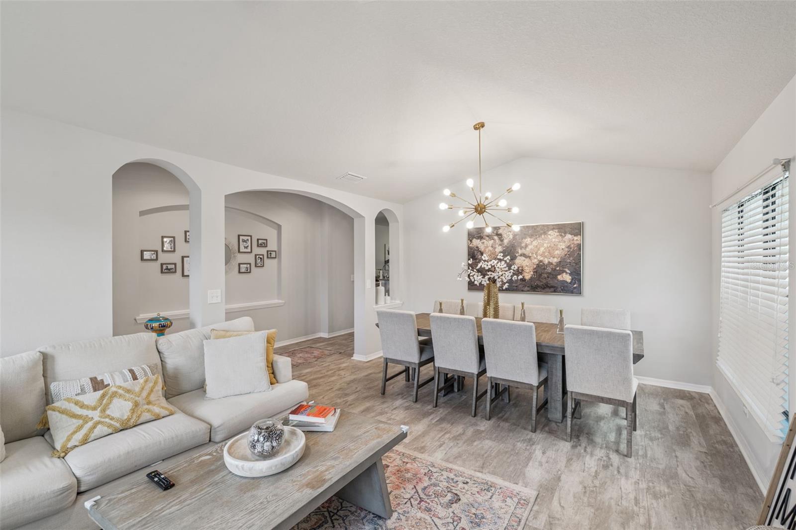 OAK CRK A-C PH 02 - Residential