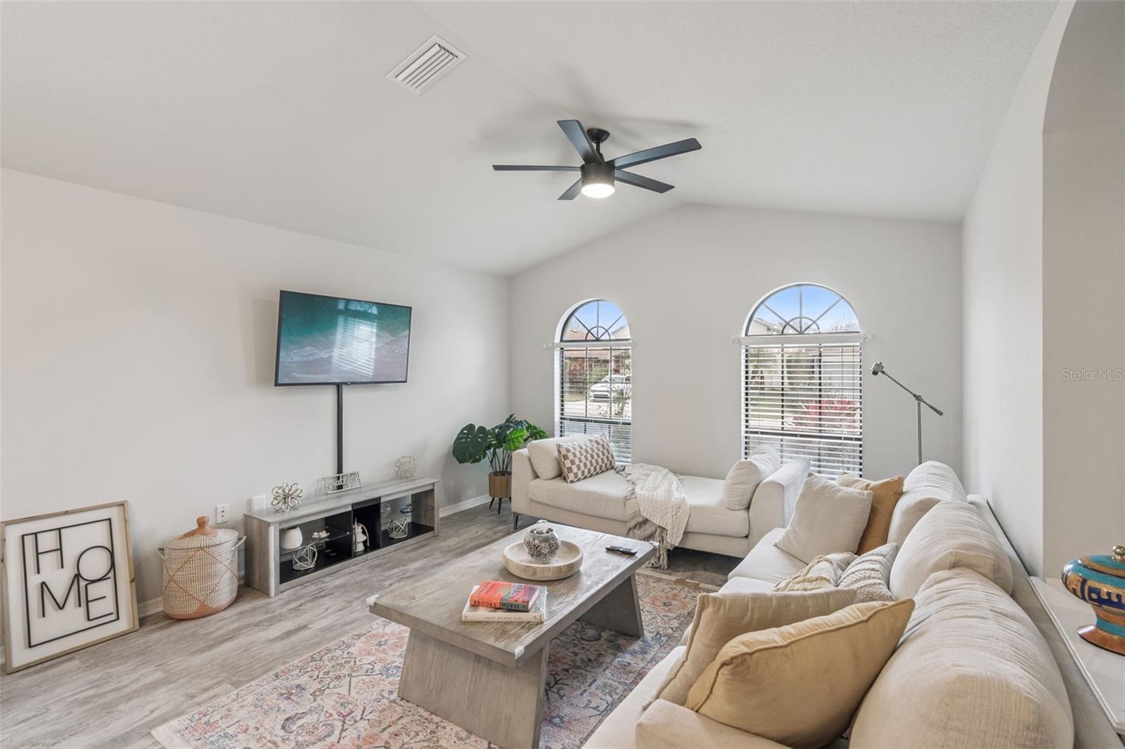 OAK CRK A-C PH 02 - Residential