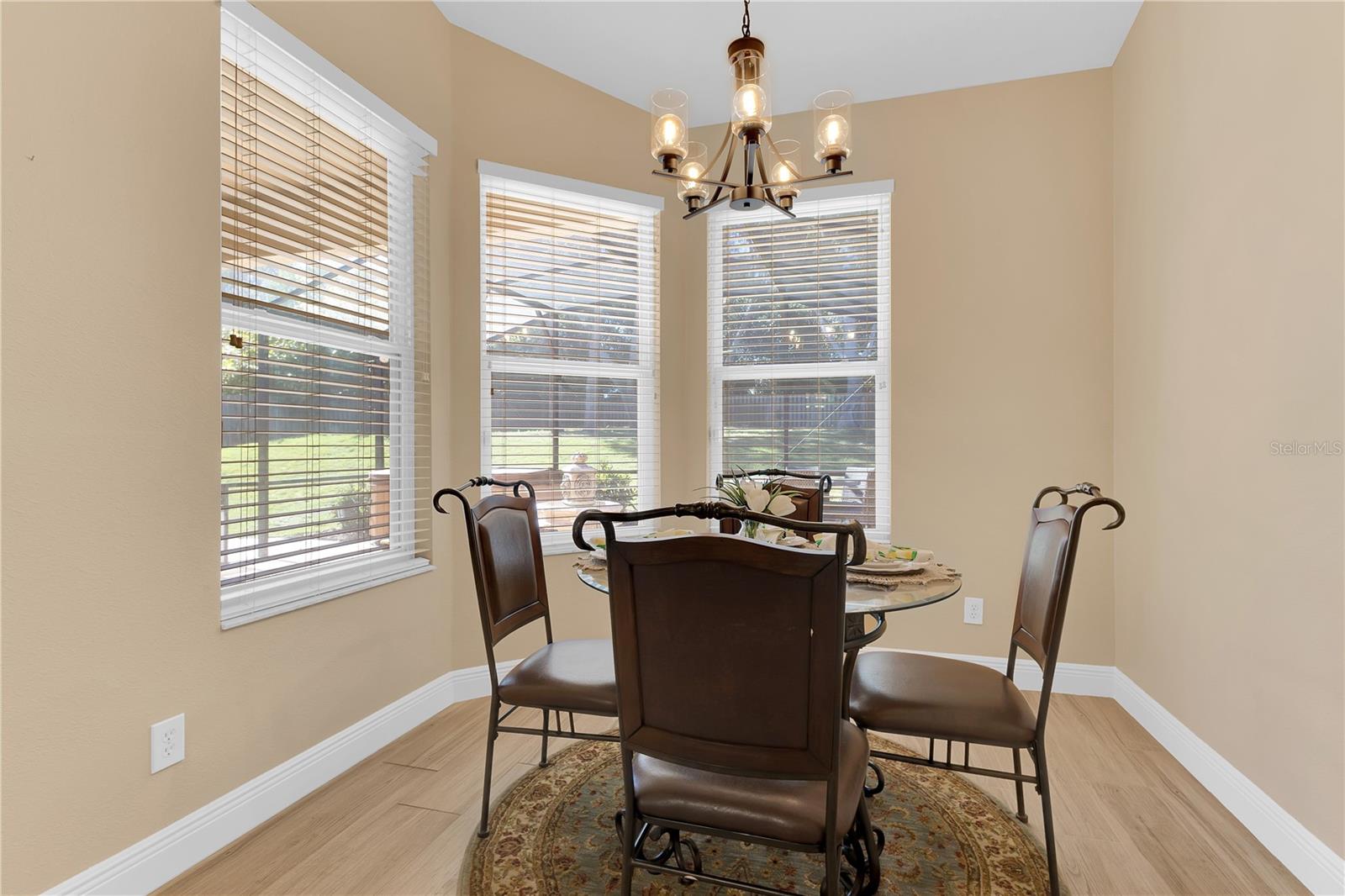 ROCK SPGS RIDGE PH 02 - Residential