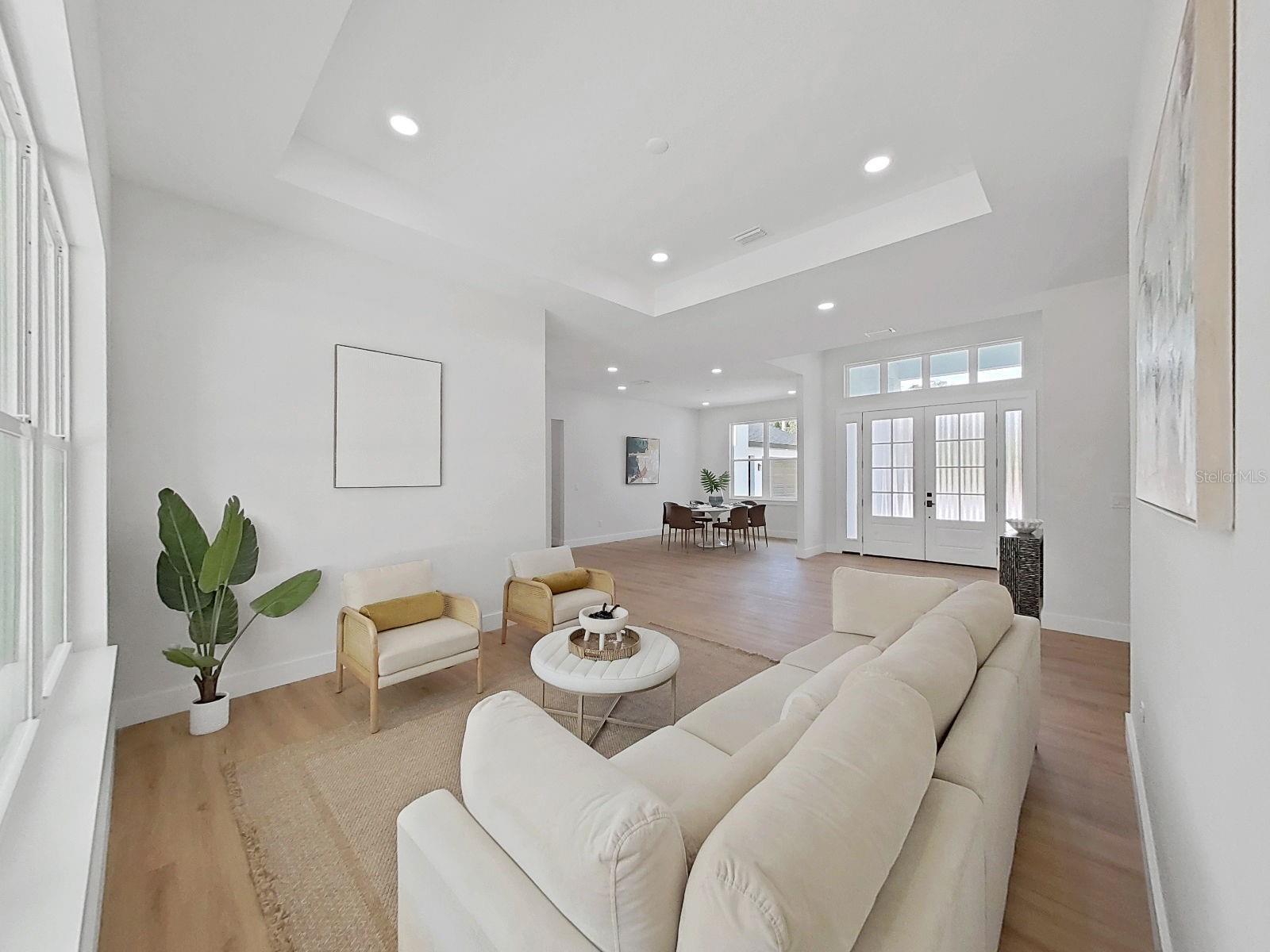 SIMMONS CRYSTAL LAKE - Residential