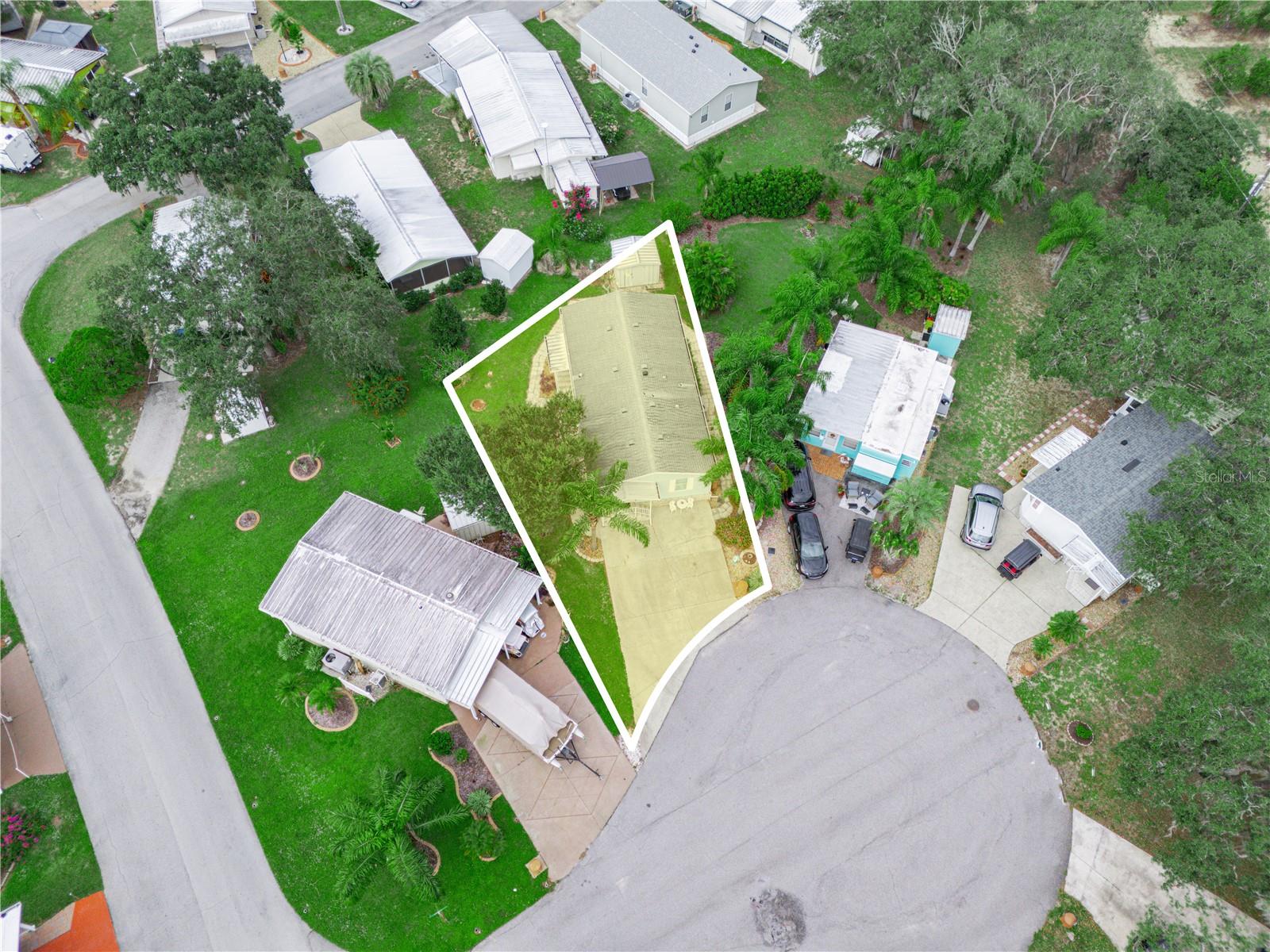 SADDLEBAG LAKE - Residential