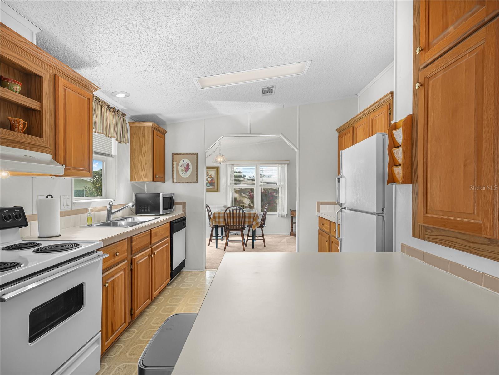 SADDLEBAG LAKE - Residential