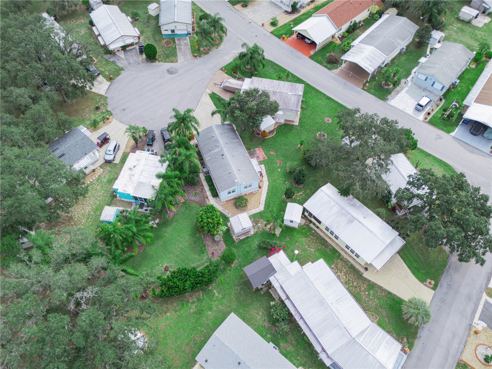 SADDLEBAG LAKE - Residential