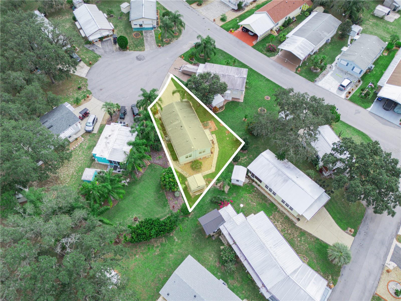 SADDLEBAG LAKE - Residential