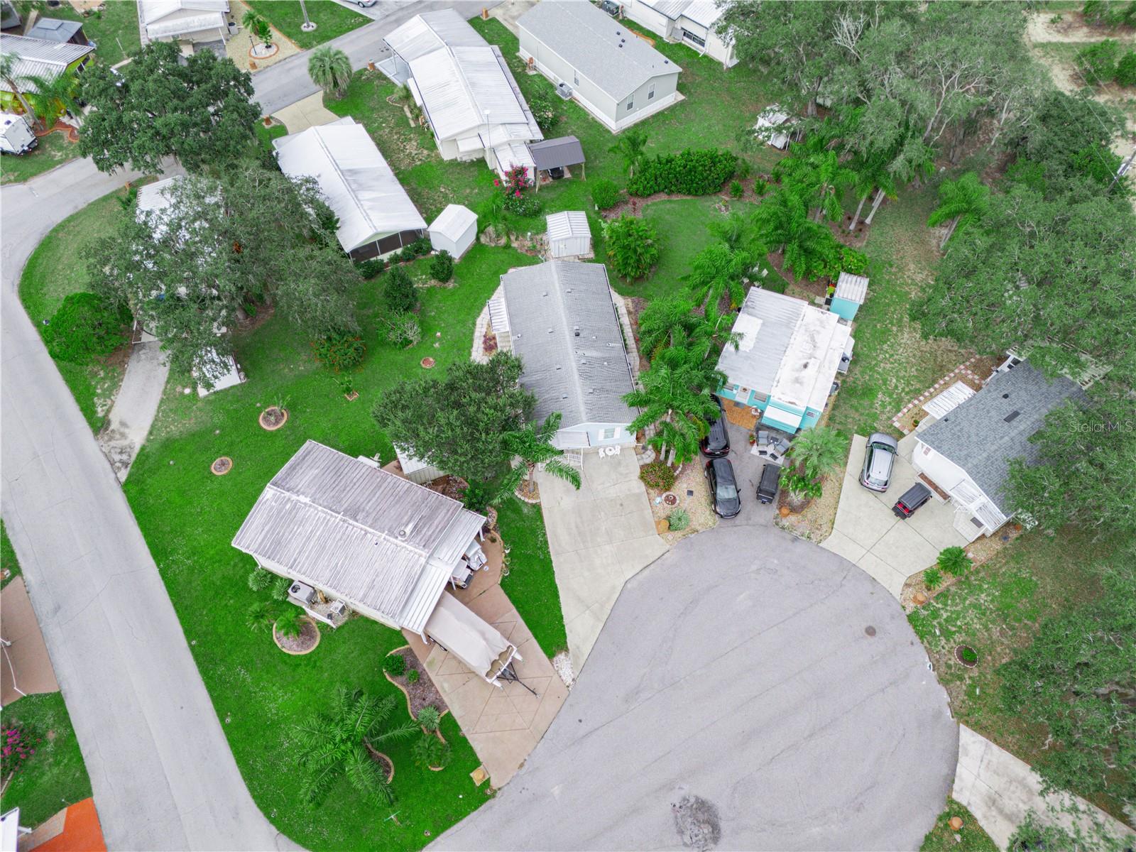 SADDLEBAG LAKE - Residential