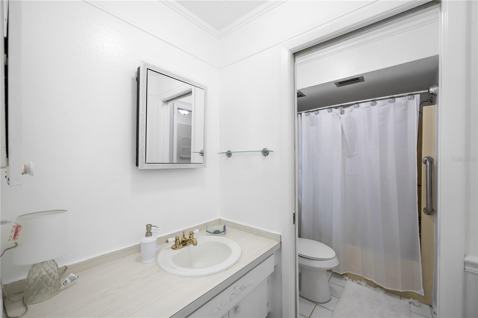 PIPERS GLEN CONDO - Residential