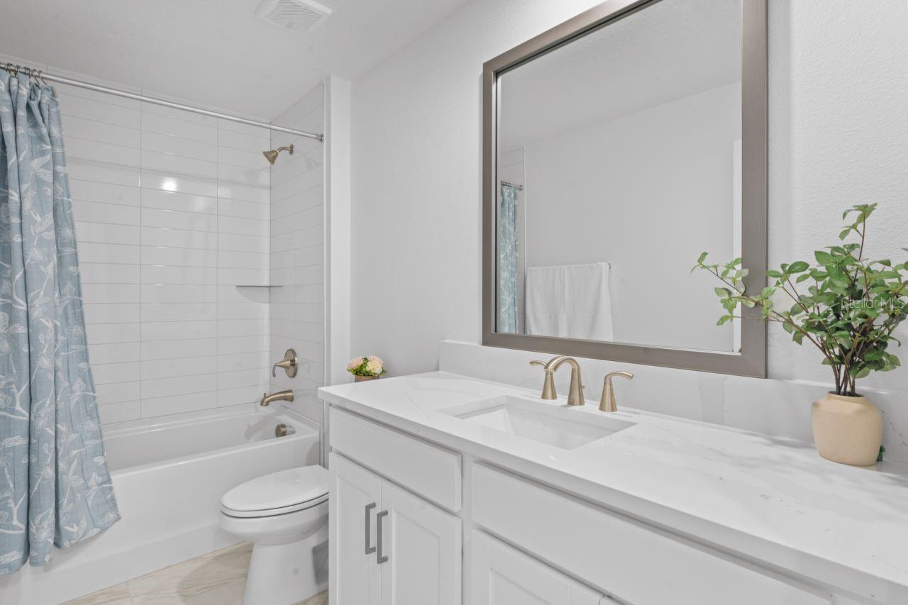 TOWNES AT ARBOR AT WIREGRASS - Residential Lease