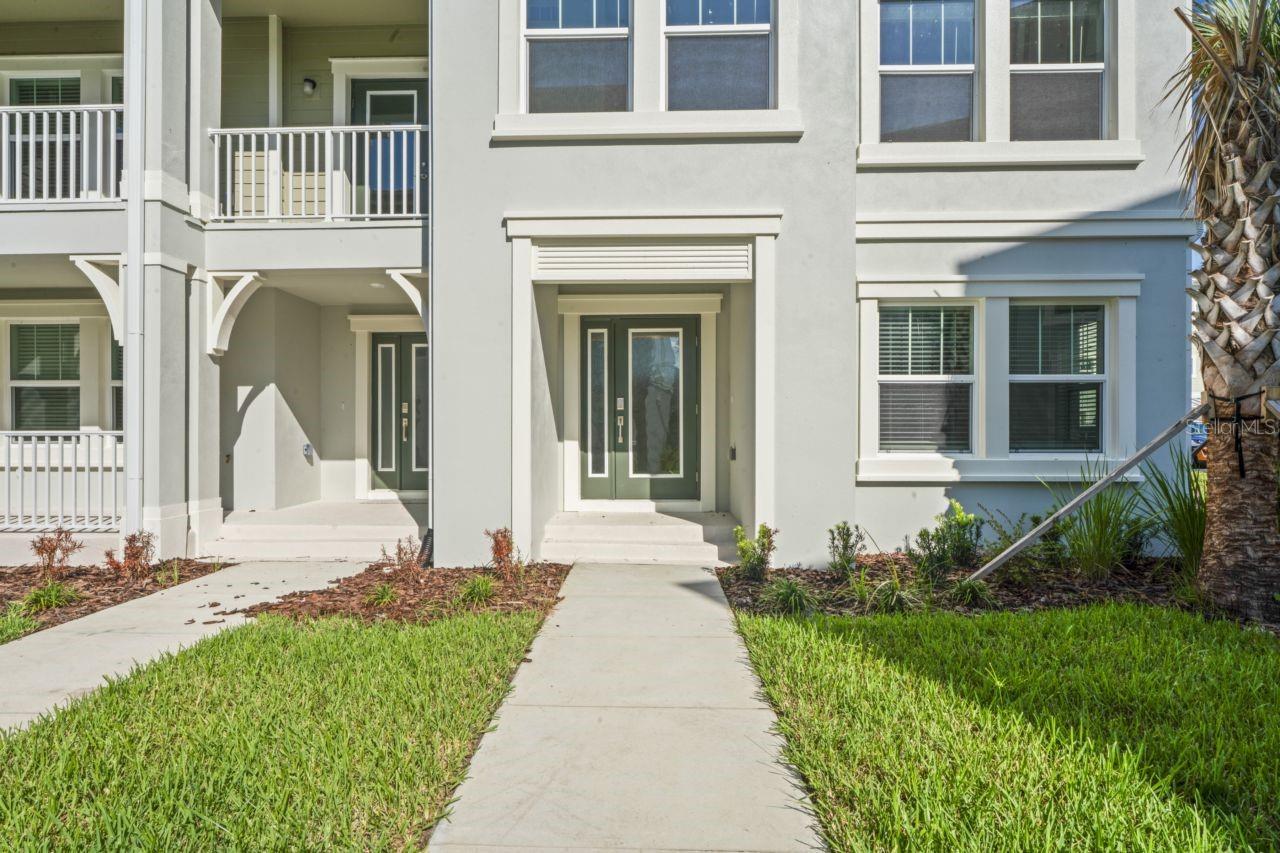 TOWNES AT ARBOR AT WIREGRASS - Residential Lease