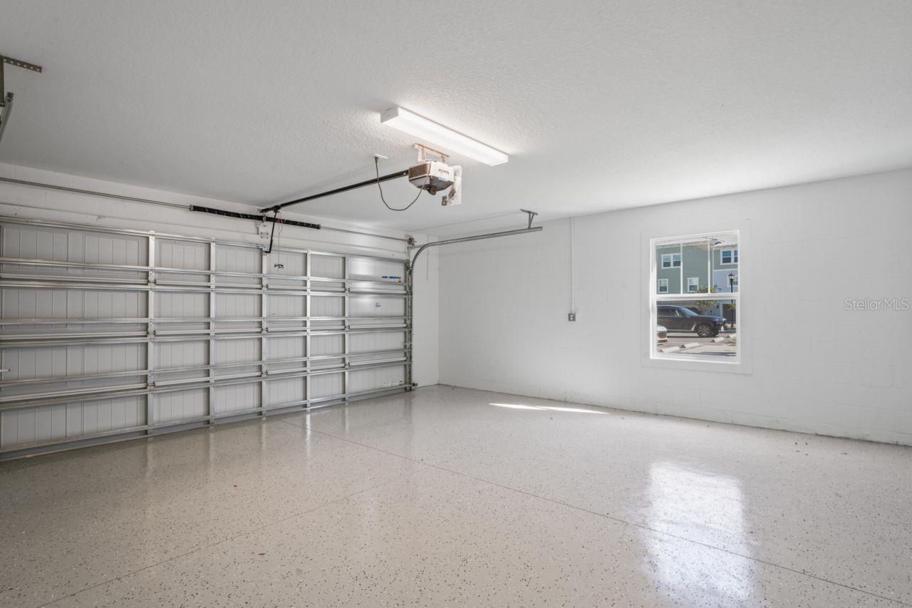 TOWNES AT ARBOR AT WIREGRASS - Residential Lease