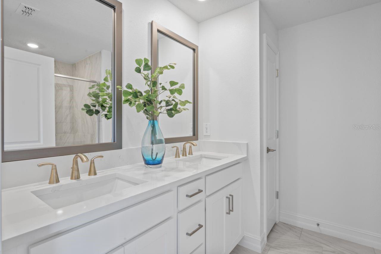 TOWNES AT ARBOR AT WIREGRASS - Residential Lease