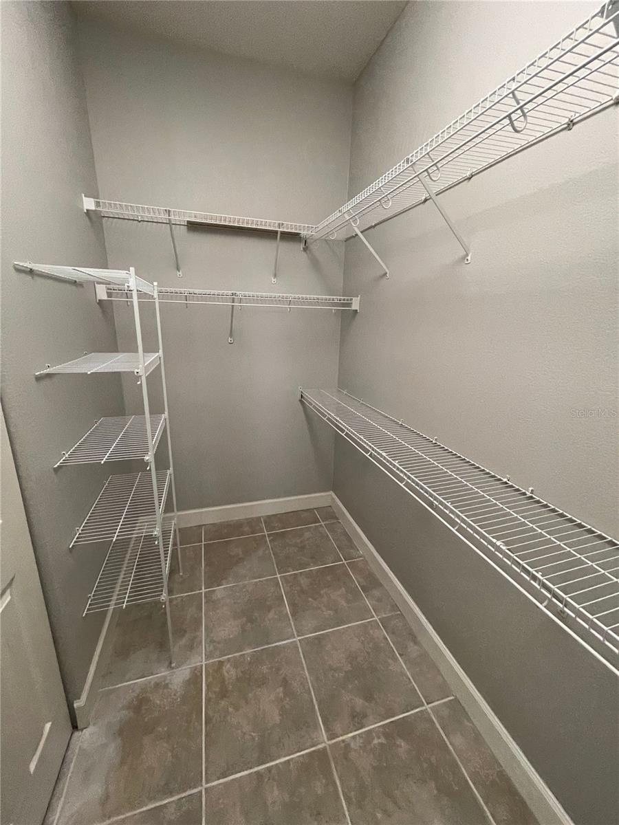 BAY ISLE - Residential Lease