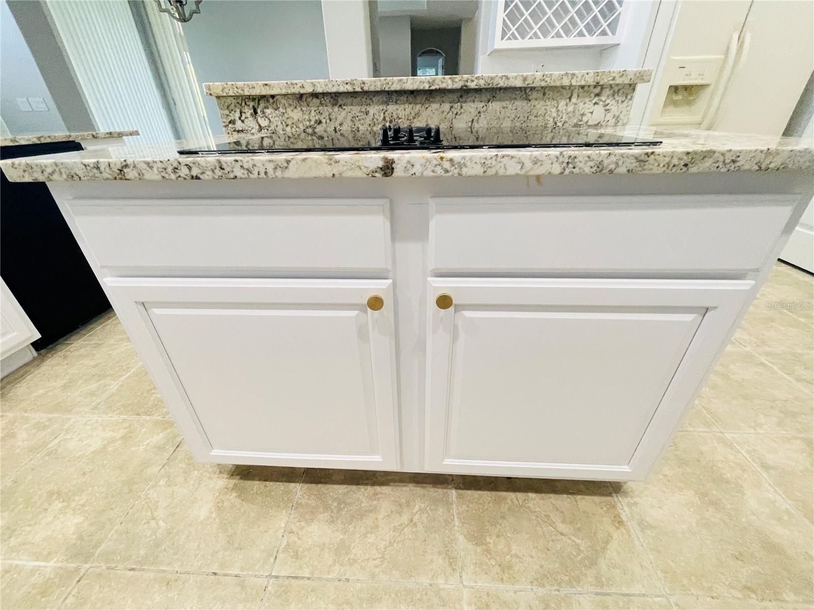 BAY ISLE - Residential Lease