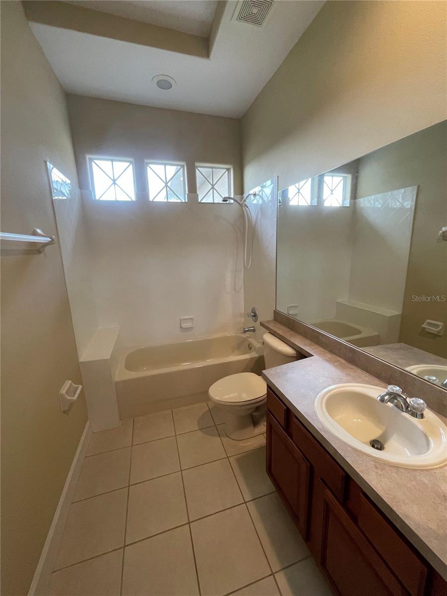 BAY ISLE - Residential Lease