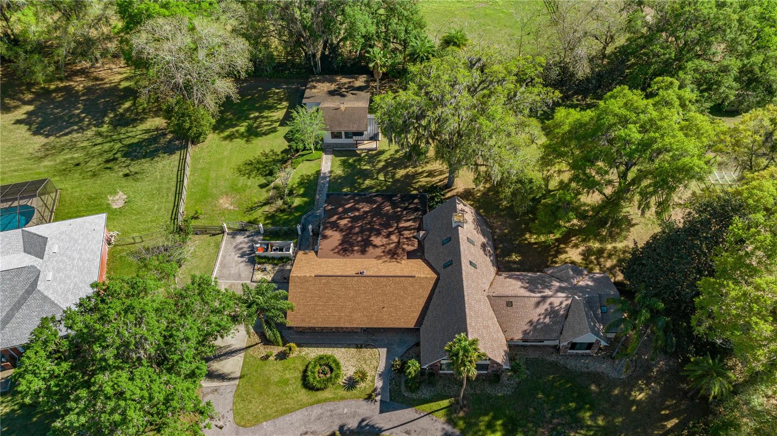 2130 SW 37TH STREET ROAD